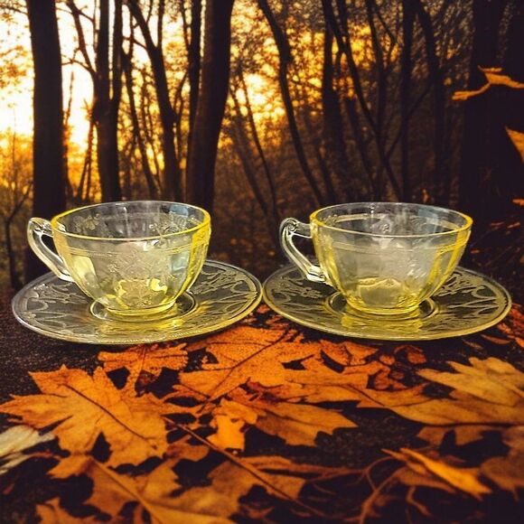 2 Cameo Ballerina Depression Glass Cup Saucer Set Yellow Anchor Hocking Vintage - Picture 14 of 16